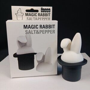 Novelty Salt and Pepper Shakers Magic Rabbit Party Supply